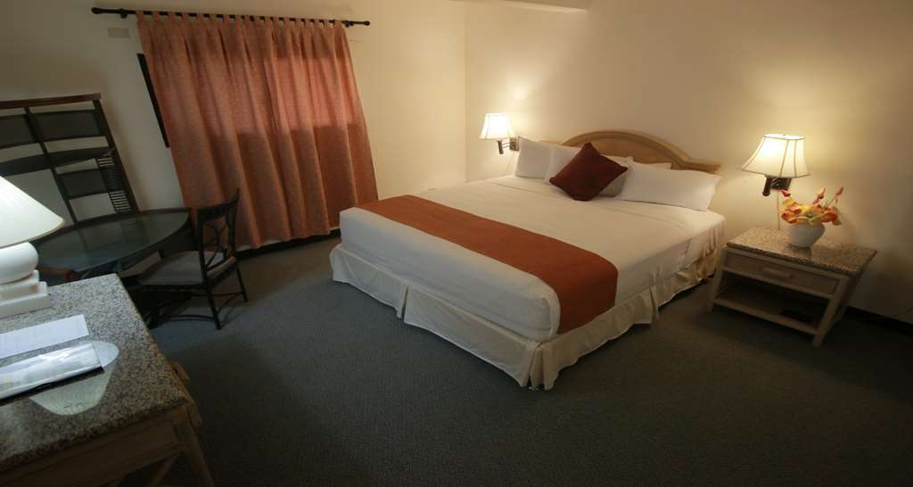 Surestay By Best Western Guam Airport Barrigada Room photo